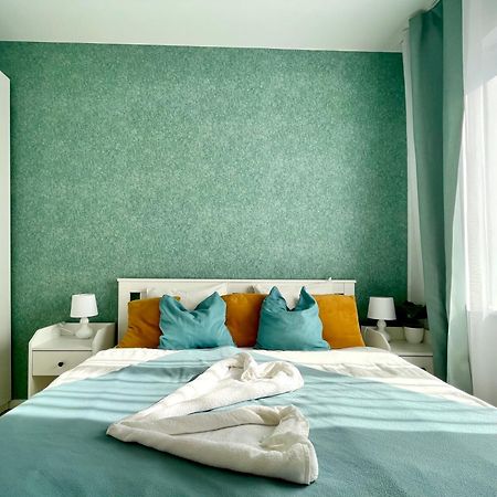 Margaret Apartment Next To The Lukacs Spa With Panorama Danube Budapeste Exterior foto