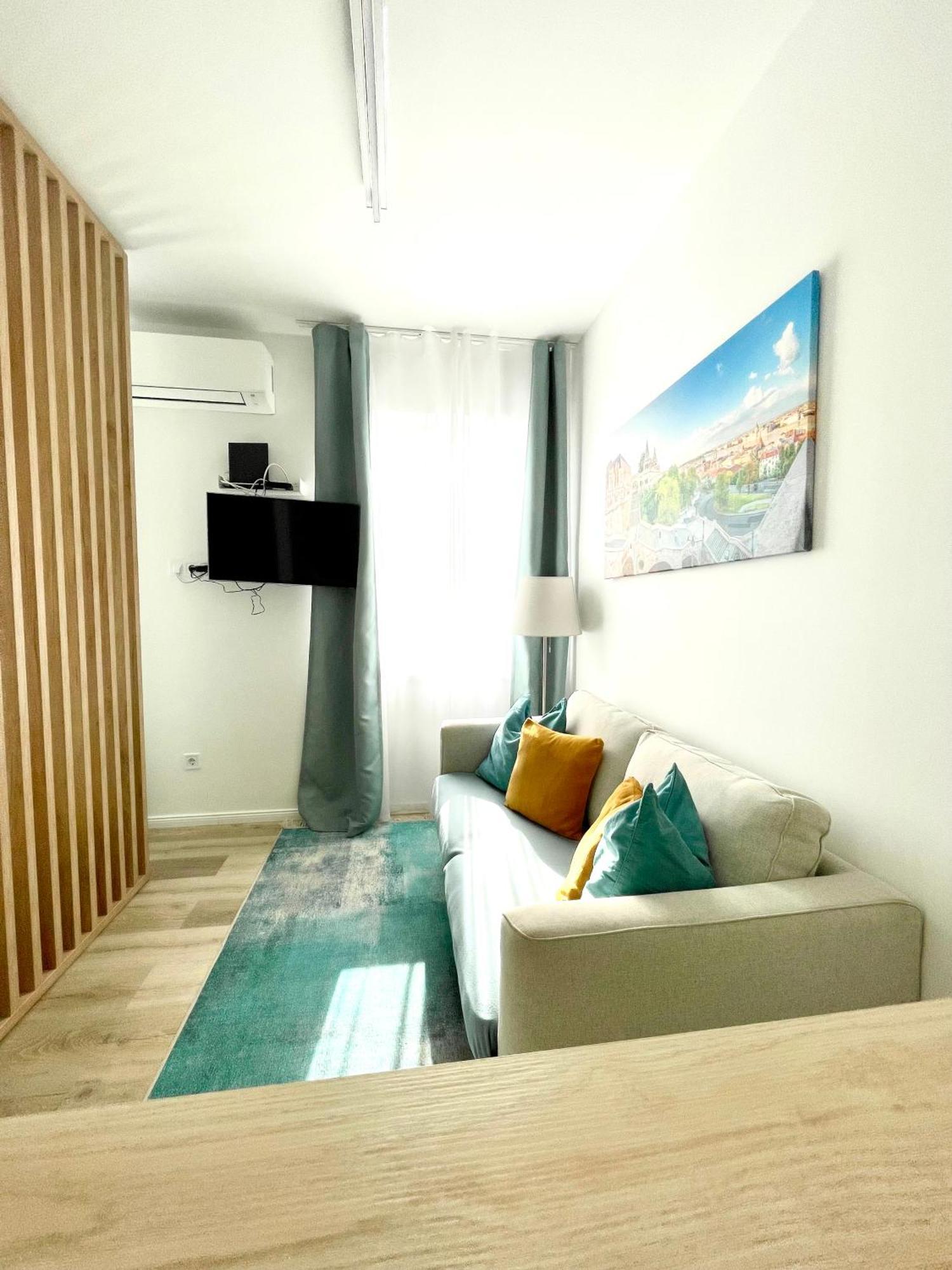 Margaret Apartment Next To The Lukacs Spa With Panorama Danube Budapeste Exterior foto