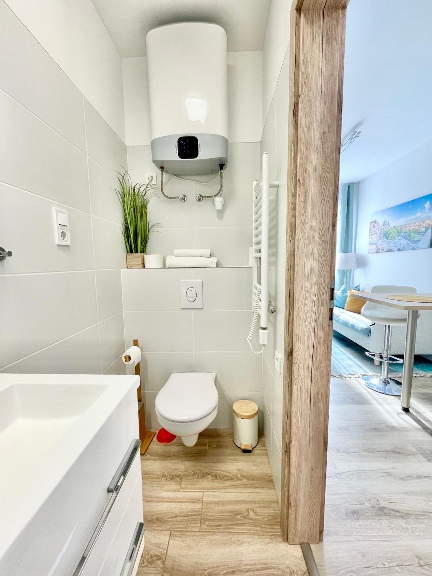 Margaret Apartment Next To The Lukacs Spa With Panorama Danube Budapeste Exterior foto