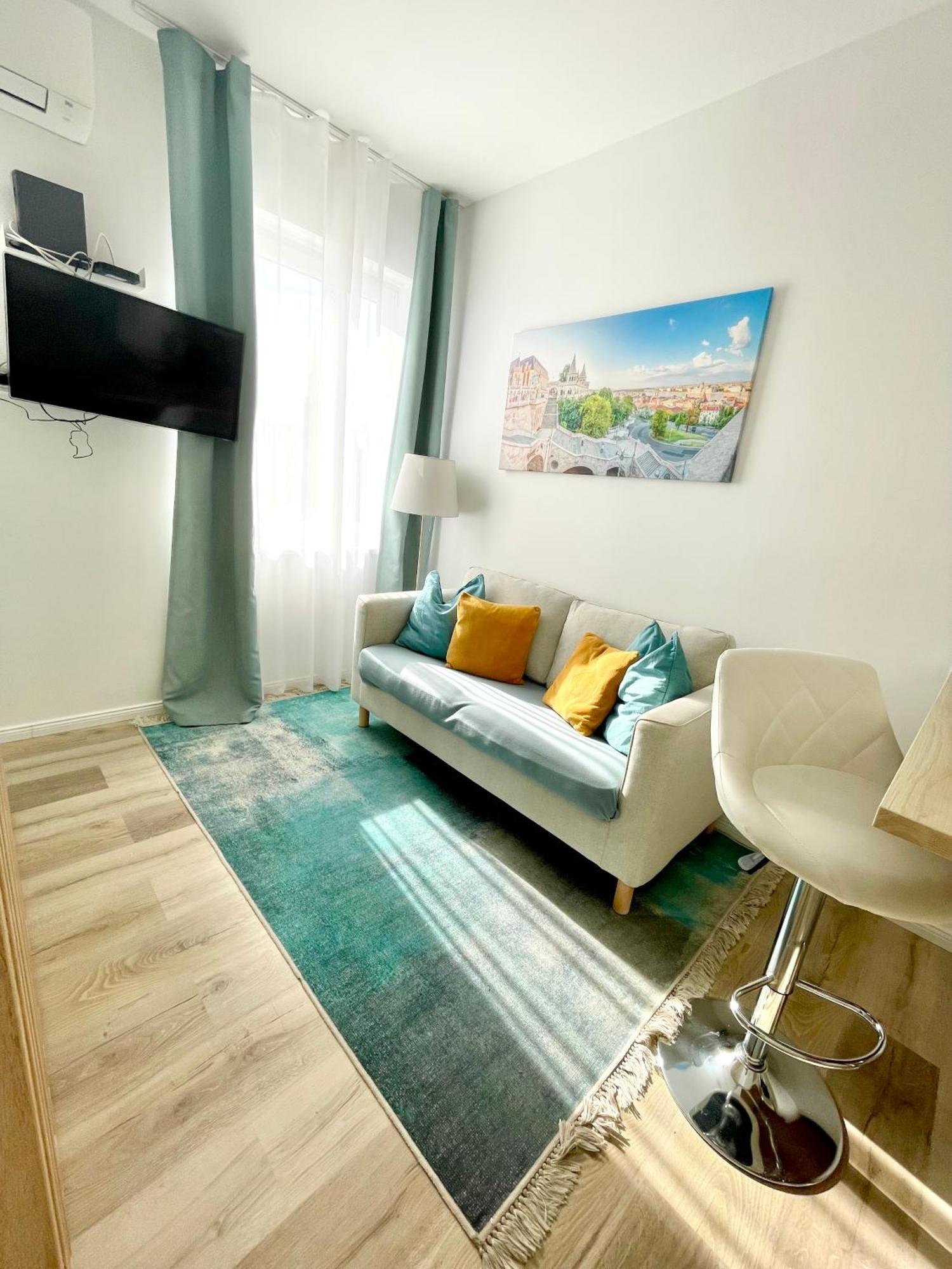 Margaret Apartment Next To The Lukacs Spa With Panorama Danube Budapeste Exterior foto